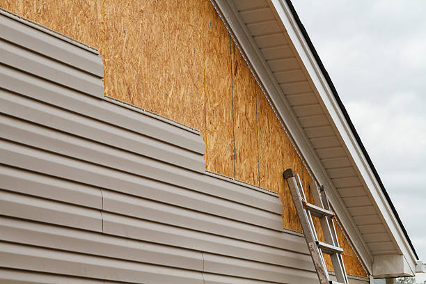 Professional Vinyl Siding technician working in Asheboro, NC